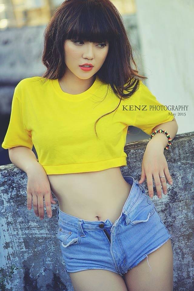 潘泰名一家三口